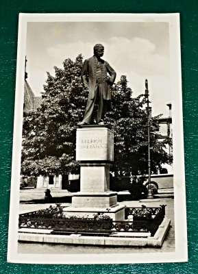 Zvětšit