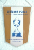 Zobrazit detail zboží: Stříbrný Pohár VI.Ročník Nohejbalového turnaje 1984 (RETRO Sportovní)
