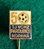 Zobrazit detail zboží: Sport : 50 let. TJ VCHZ Pardubice - kopaná (Odznaky Retro)