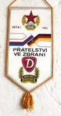 Zobrazit detail zboží: Přátelství ve zbraní ,  Rudá Hvězda Ústí N.L.  - Heide Dresden 1983 (RETRO Sportovní)