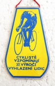Zobrazit detail zboží: Mezinárodní cyklistický  závod Pohár Svobody Lidice 79 / Cyklisté vzpomínají 37 výročí vyhlazení Lidic (RETRO Sportovní)