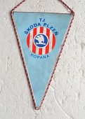 Zobrazit detail zboží: TJ ŠKODA Plzeň kopaná / Škoda export-Import (RETRO Sportovní)
