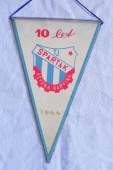 Zobrazit detail zboží: 10 let TJ SPARTAK KOVONA KARVINÁ 1964 (RETRO Sportovní)