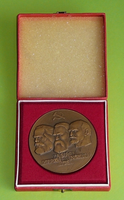 Zvětšit