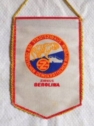 Zobrazit detail zboží: Zirkus BEROLINA DDR (RETRO Ostatní)