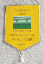 TJ Vítkovice kopaná /  TJ Vítkovice fotbal, Otevření první vyhřívané travnaté plochy v ČSSR Srpen 1988
