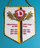 DYNAMO DRESDEN DR fotbal  /   DYNAMO DRESDEN  Fusball-Meister  der DDR 1953-1971, 1973-1976,1977-1978, FDGB-Pokal-Sieger 1952-1971,1977-1982,1984