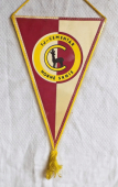 Zobrazit detail zboží: TJ - CEMENTÁR Horné Srnie   /  Hornosrnianska Cementáreň národný podnik Horné Srnie nosetzěľ Radu Práce (RETRO Sportovní)