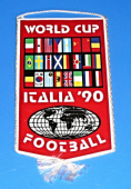 Zobrazit detail zboží: World Cup - Italia 90 - Football (červená) (RETRO Sportovní)