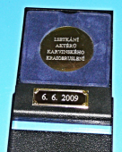 Pamětní plaketa : I.setkání aktérů karvinského krasobruslení 6.6.2009