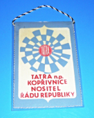 Tatra n.p. Kopřivnice, nositel Řádu republiky / Ručím za jakost své práce