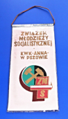 Zobrazit detail zboží: KWK - Anna w Pszowie - Zwiazek mlodziezy socialistycznej / Organizacia odznacona zlotym odznaczeniem im. Janka Krasickiego (RETRO Hornické)