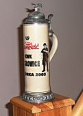 Pamětní hornický, hliněný,  glazurovaný tuplák s nápisem : KWK Myslowice - Barborka 2003  - Solidarnosc