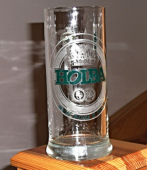 Skleněný krígl s nápisem : HOLBA - Ryzí pivo z hor - Pivovar Hanušovice